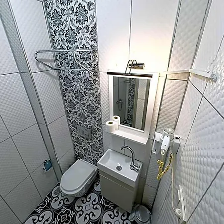 Ξενοδοχείο House 1 2*